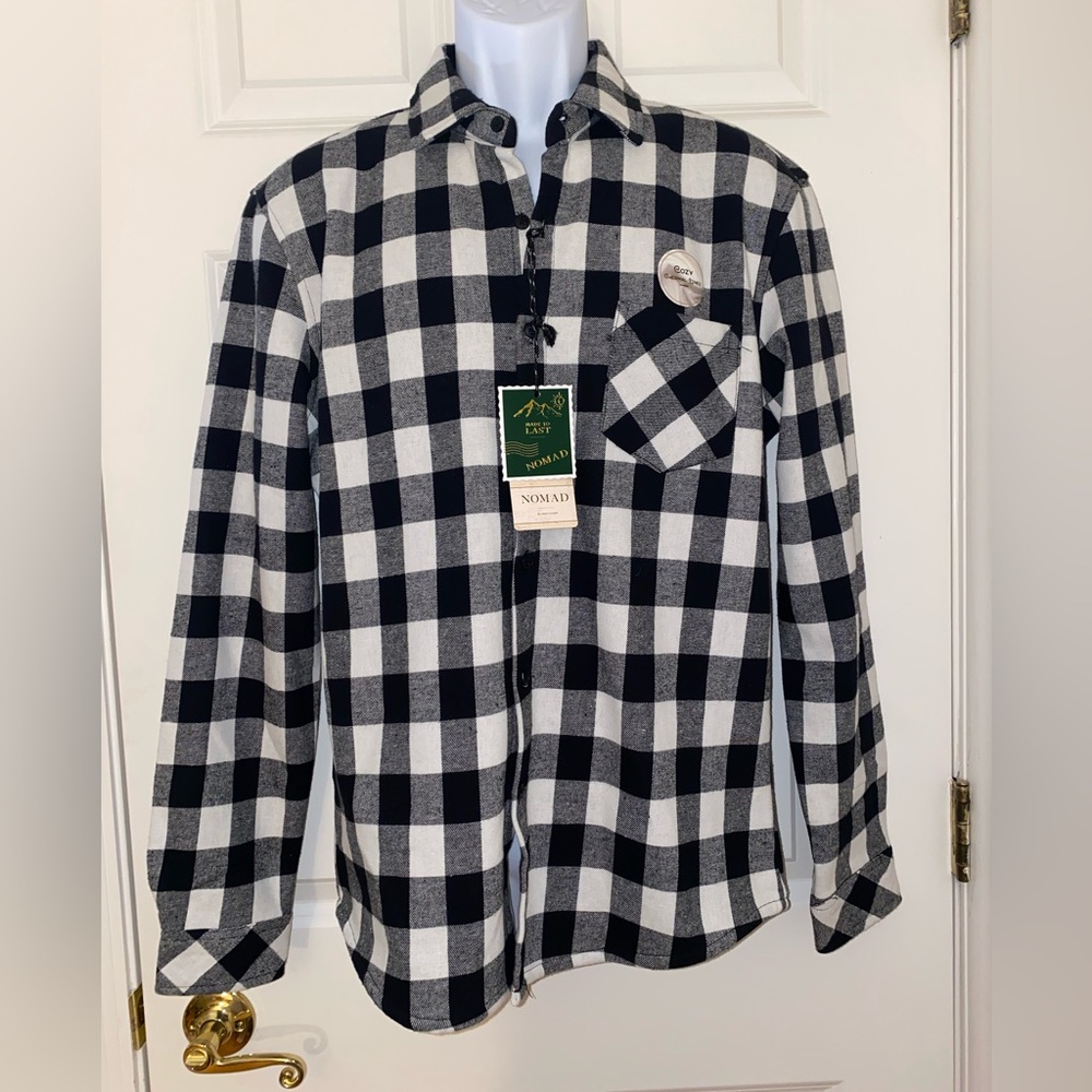 Men’s thermal lined flannel button up shirt. NWT